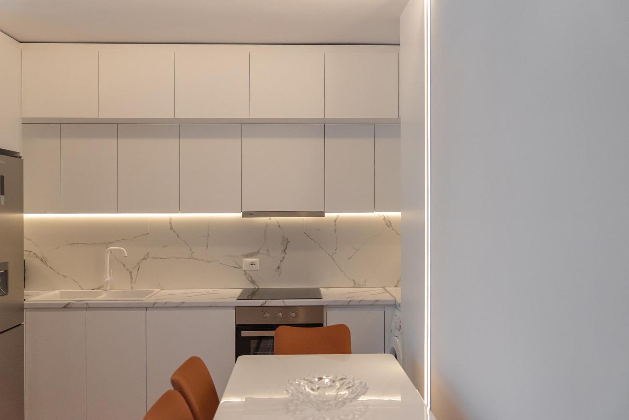Belleview 8 * Tirana