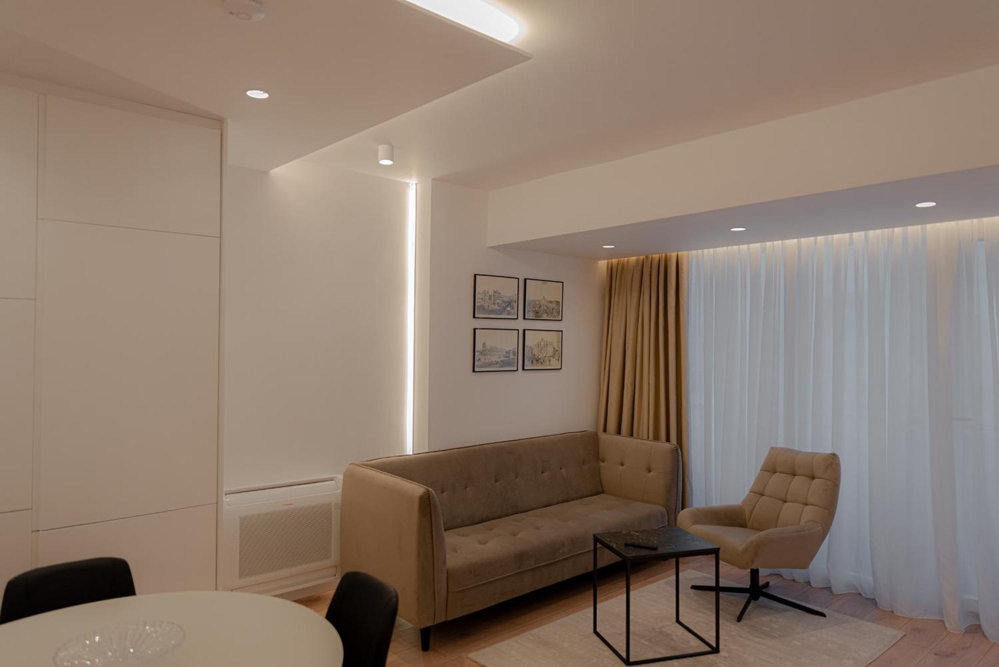 Belleview 8 * Tirana